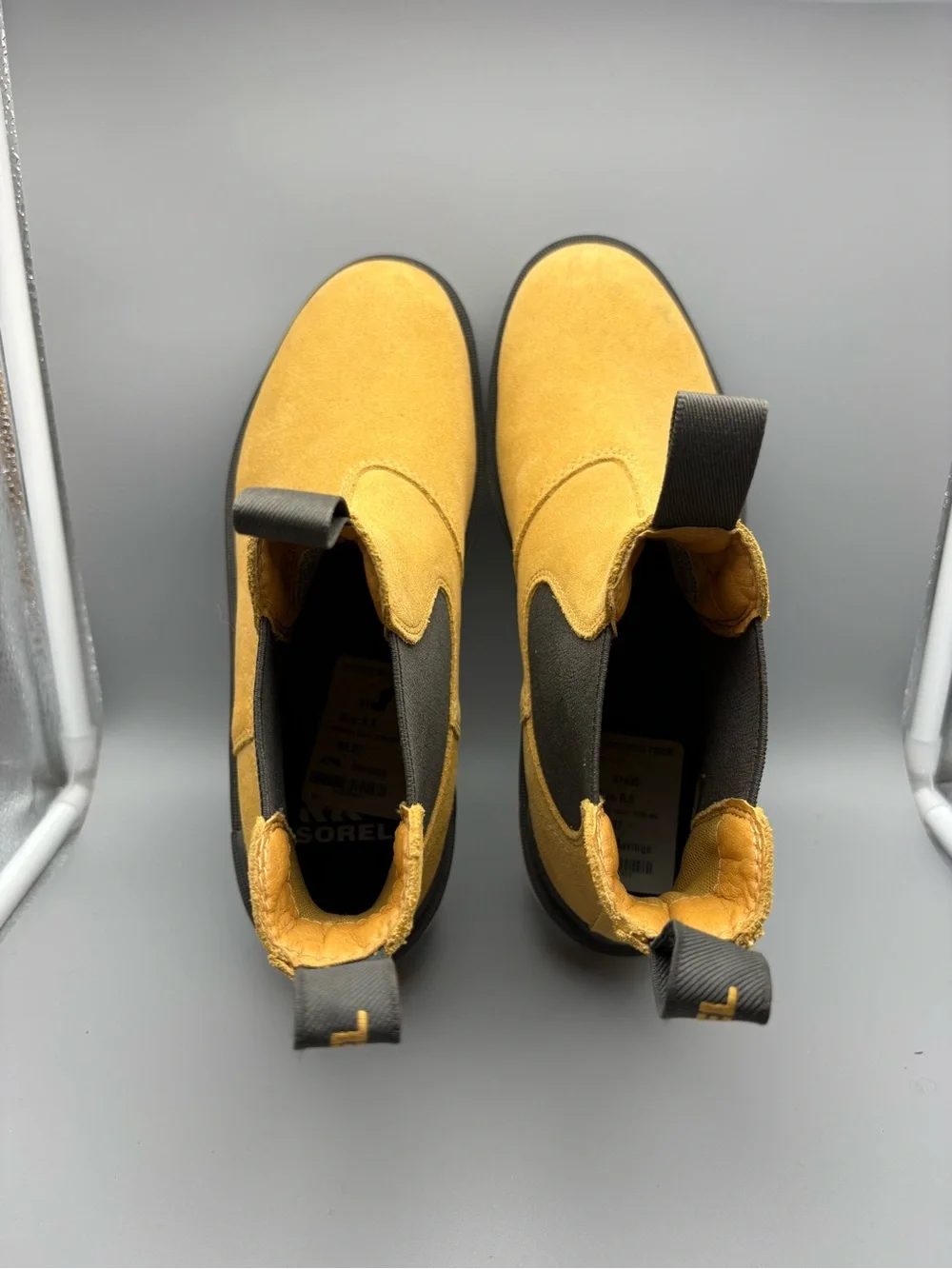 Sorel | Hi-Line Chelsea Boots - Geo Yellow Black ; Womens 8.5